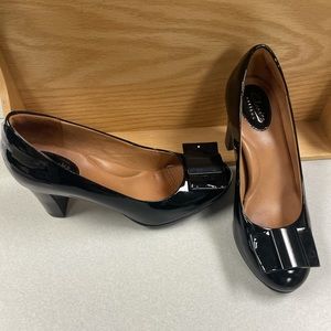 Clarks Avelyn Soul Black Heels 6 1/2